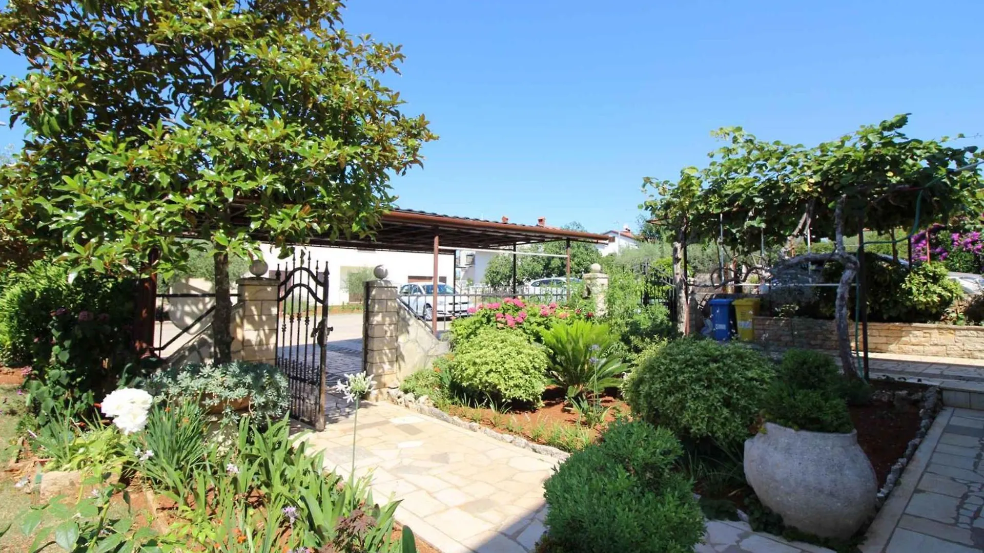 Apartments In Porec/Istrien 9923